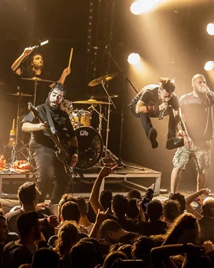 Julie - Band Asbury Park