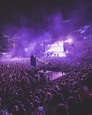 Luciano's Reggae Night