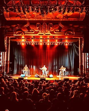 Aaron Lewis and The Stateliners