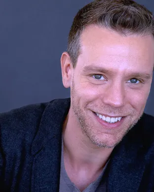 Adam Pascal